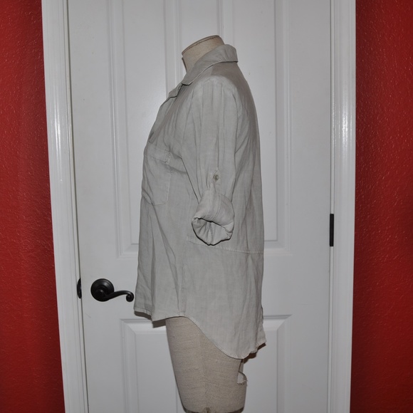 CLOTH & STONE Split-Back Chambray Buttondown [F2] - Picture 5 of 8